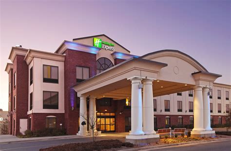 star city accommodation specials.